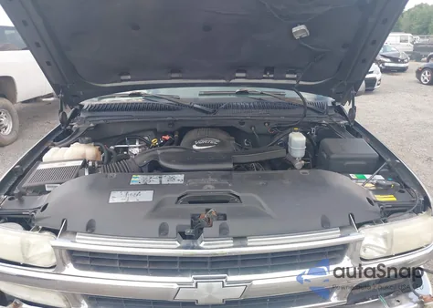 2002 Chevrolet Suburban 1500 Lt z USA, uszkodzony, nr VIN 3GNFK16Z92G267319